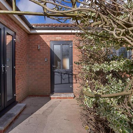 The Luxury Potting Shed With Free Parking! Appartement York Buitenkant foto