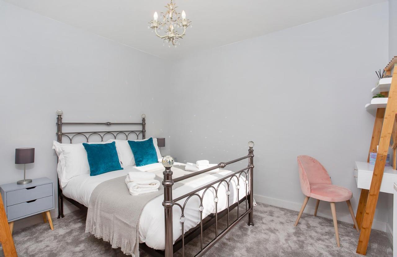 The Luxury Potting Shed With Free Parking! Appartement York Buitenkant foto