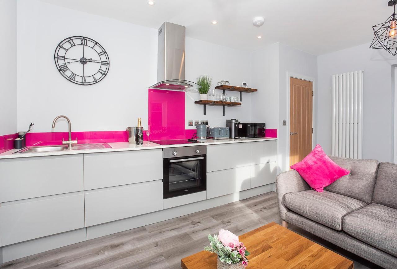 The Luxury Potting Shed With Free Parking! Appartement York Buitenkant foto